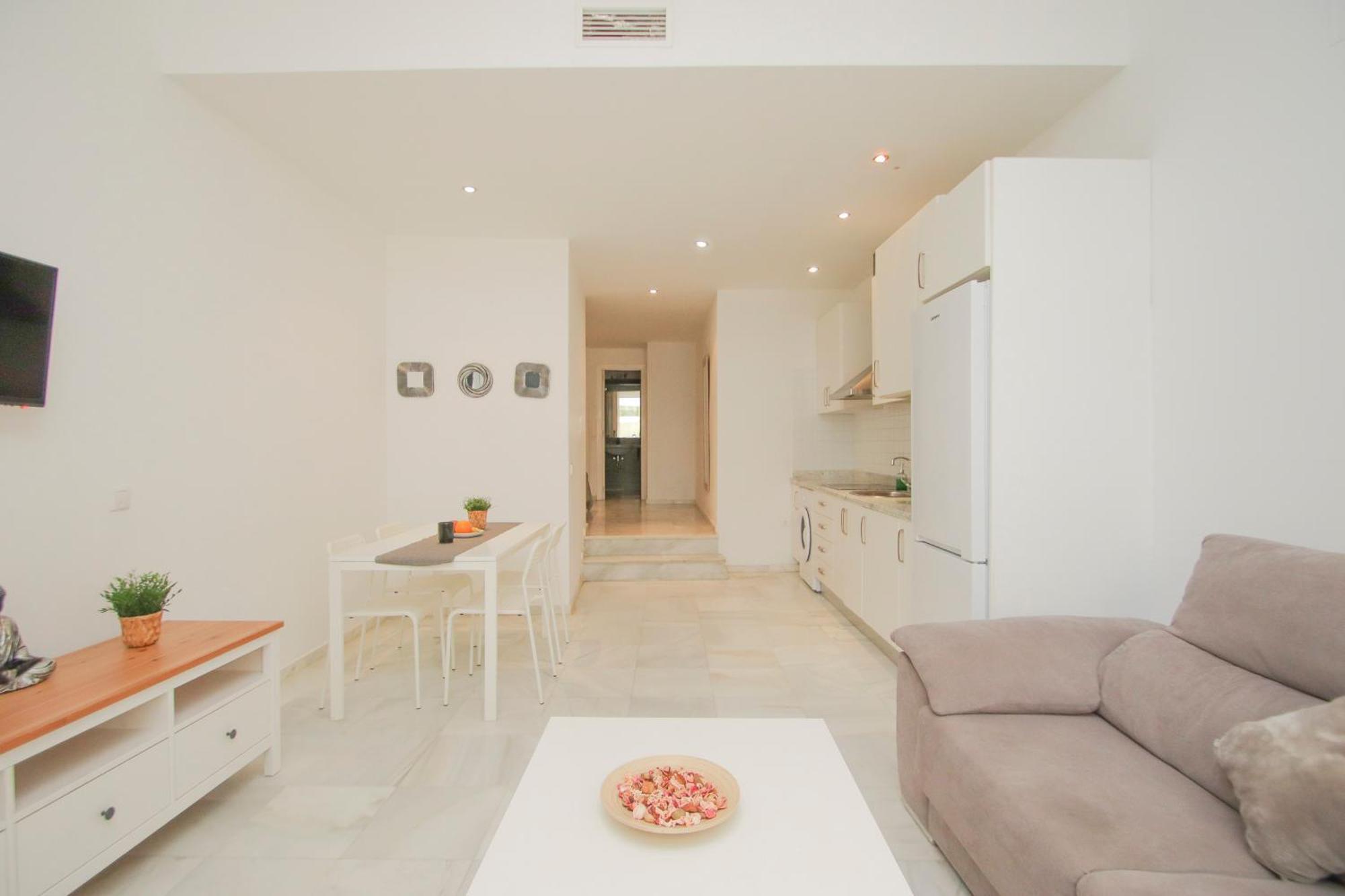 Lovely Apt In The City Center - 15M Walk Giralda Sevilla Exterior foto