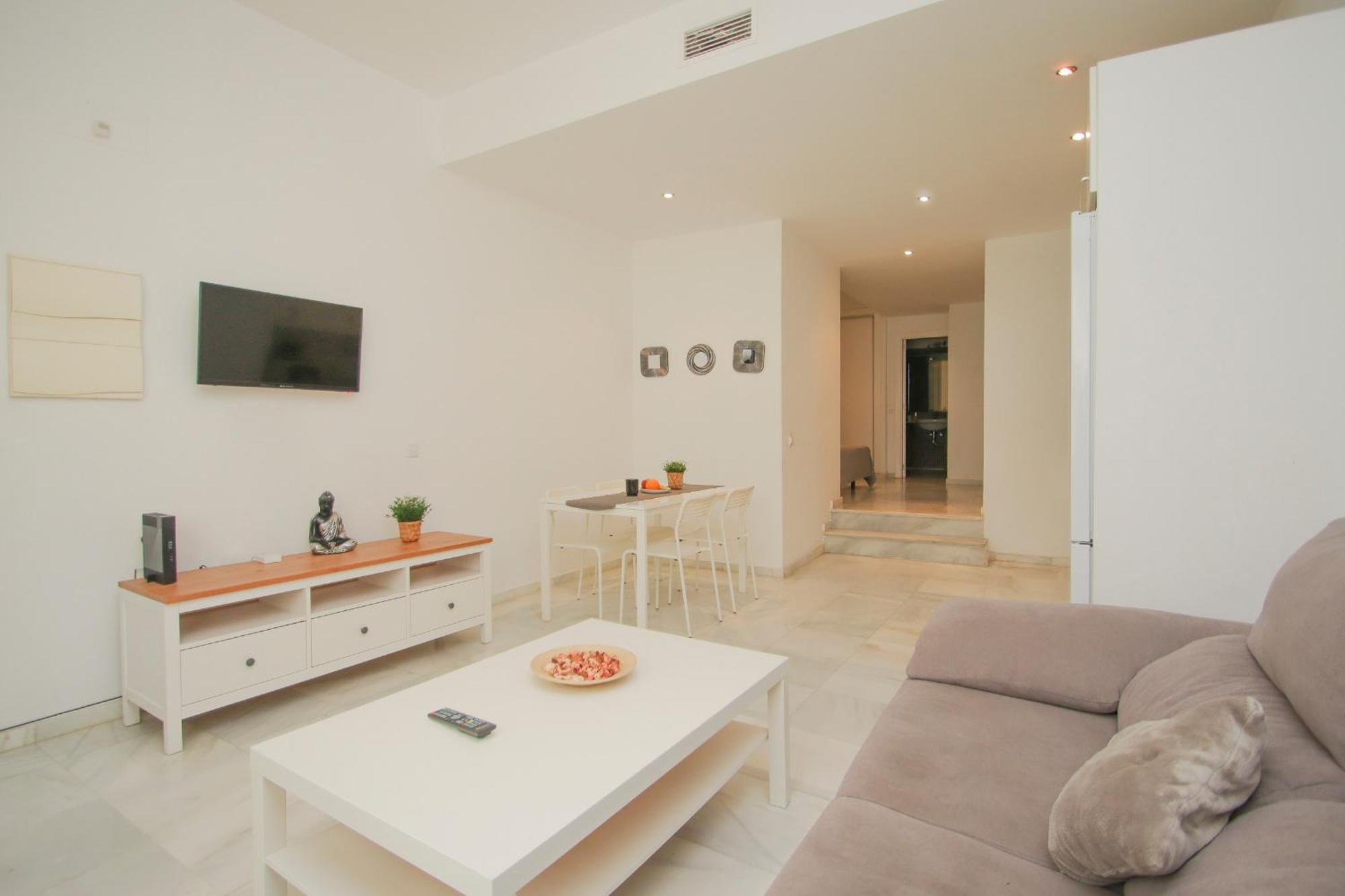 Lovely Apt In The City Center - 15M Walk Giralda Sevilla Exterior foto
