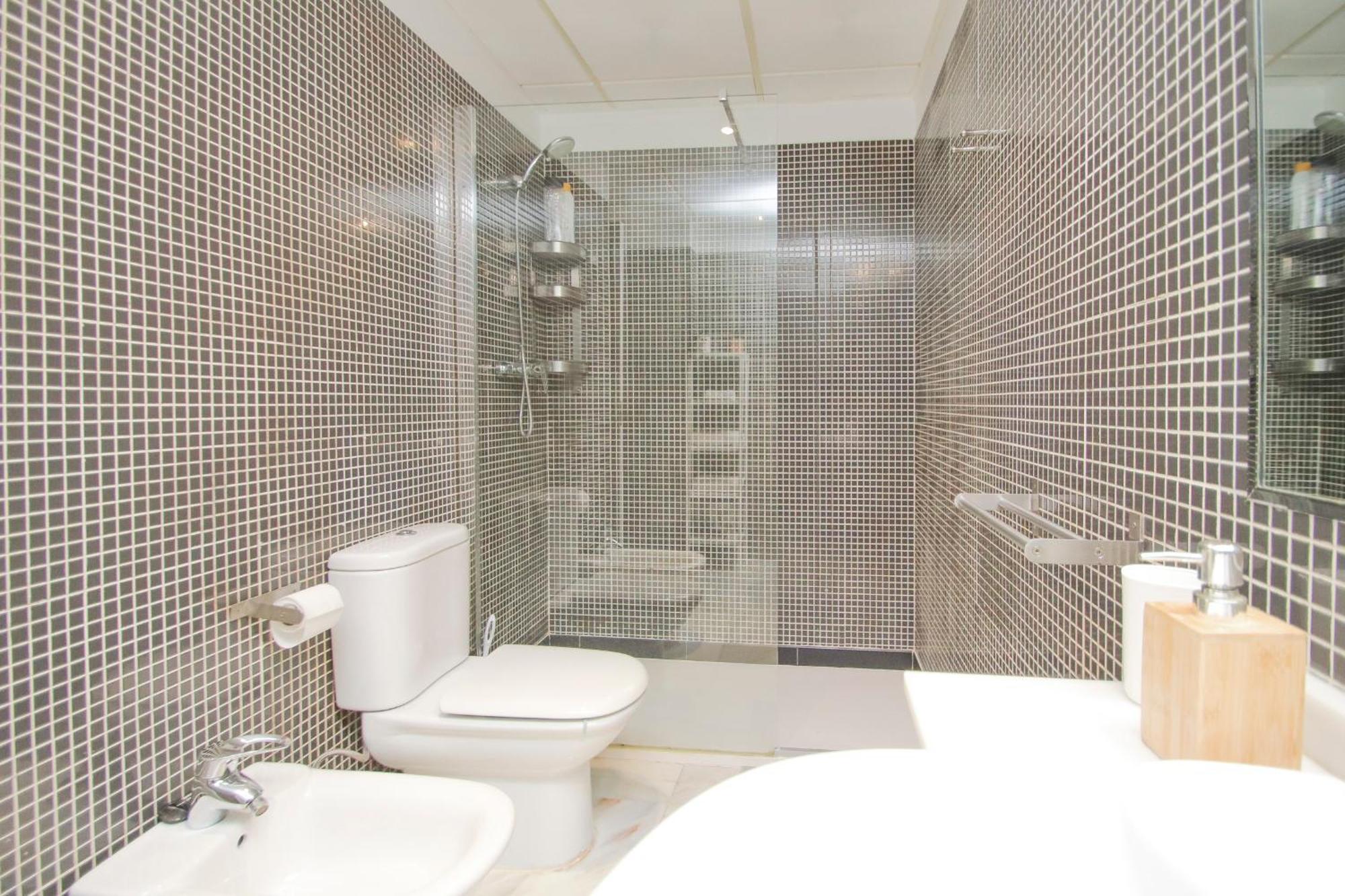 Lovely Apt In The City Center - 15M Walk Giralda Sevilla Exterior foto